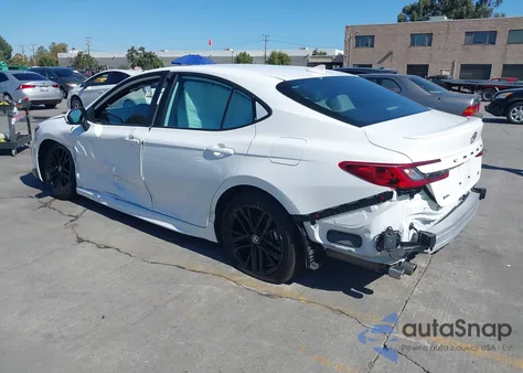 2025 Toyota Camry Se из США, поврежденный, VIN 4T1DAACK6SU019418